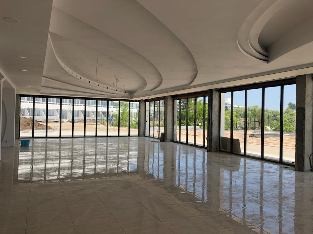Ferestre din PVC triplu garnitură și geam Low-E pentru izolație termică superioară